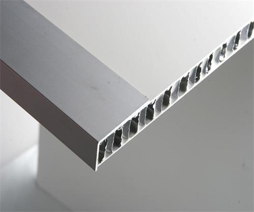 Keuntungan dan Kerugian Panel Luminum Honeycomb